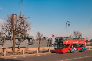 экскурсии по спб на двухэтажном автобусе